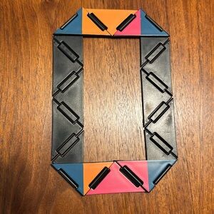 Fat Brain Ivan’s Hinge